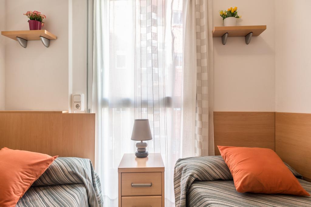Apartment Navas 2 *